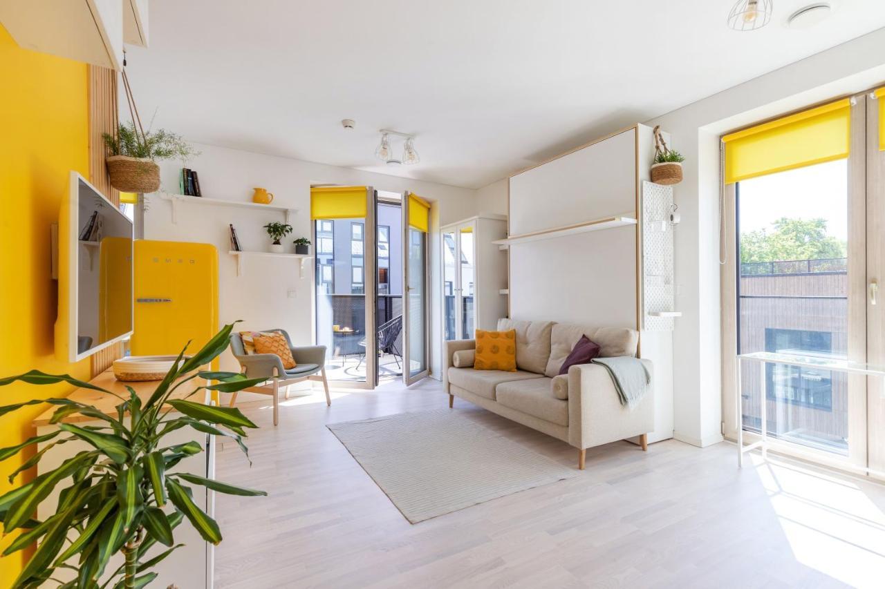 Yellow Studio Paupys Apartamento Vilnius Exterior foto