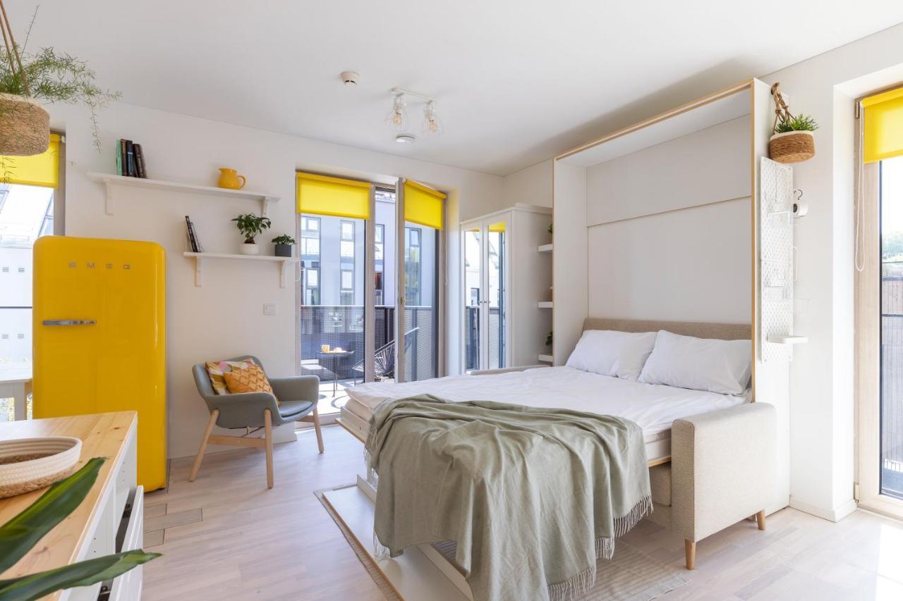 Yellow Studio Paupys Apartamento Vilnius Exterior foto